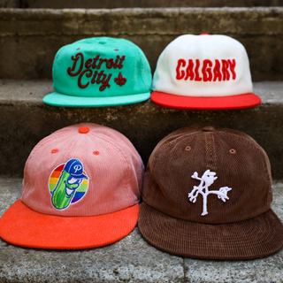 team issue 22.10 hats