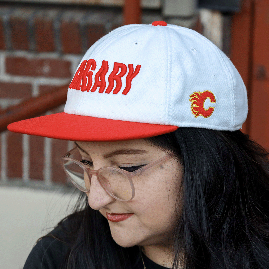 Model wearing the Calgary Flames Heat Waves cap